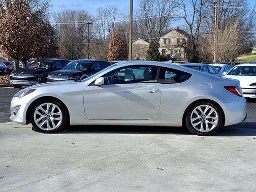 2014 Hyundai Genesis Coupe 2.0T Premium