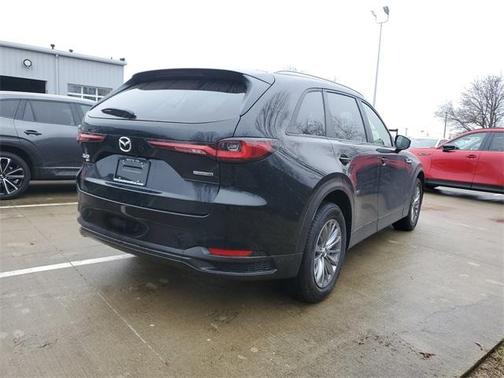 2026 Mazda CX-90 SE