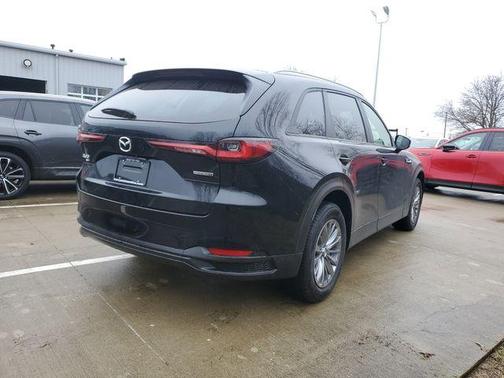 2026 Mazda CX-90 SE