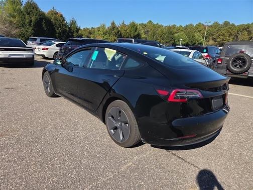 2022 Tesla Model 3 Standard Range