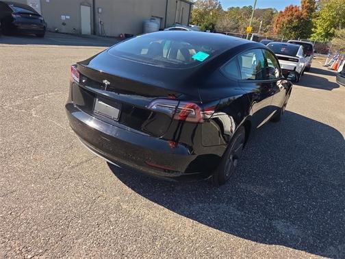 2022 Tesla Model 3 Standard Range