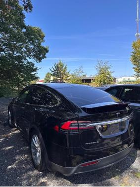 2018 Tesla Model X 100D
