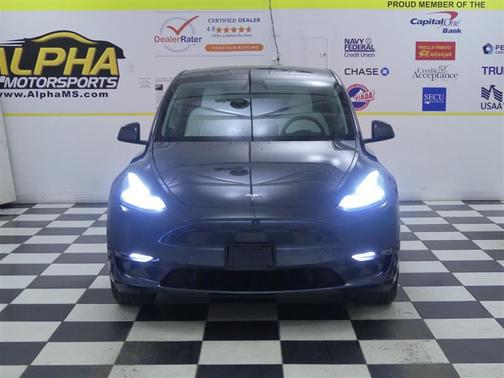 2023 Tesla Model Y Long Range Dual Motor All-Wheel Drive