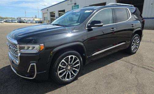 2022 GMC Acadia Denali