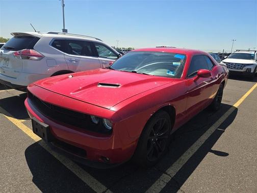 Redline Red Tricoat Pearl 2016 Dodge Challenger SXT