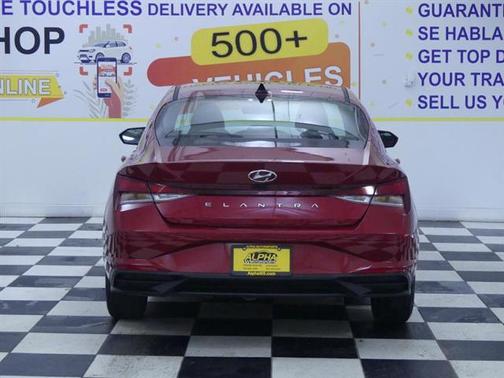 2022 Hyundai ELANTRA SEL