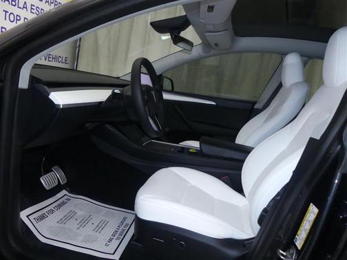 2025 Tesla Model Y Performance Dual Motor All-Wheel Drive