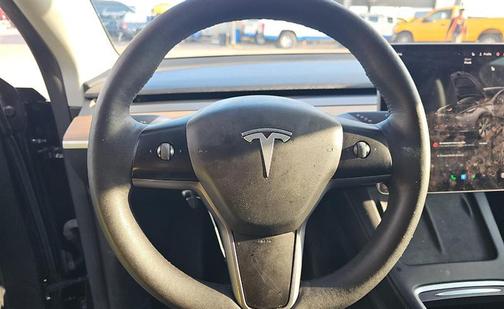 2024 Tesla Model Y Long Range Dual Motor All-Wheel Drive
