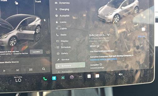 2024 Tesla Model Y Long Range Dual Motor All-Wheel Drive