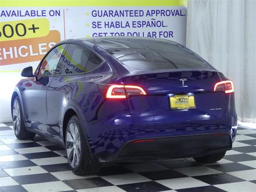 2022 Tesla Model Y Long Range Dual Motor All-Wheel Drive