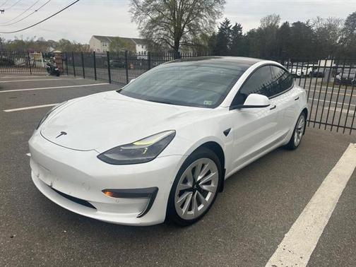 2022 Tesla Model 3 Standard Range