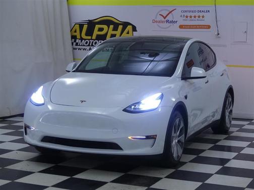 2022 Tesla Model Y Long Range Dual Motor All-Wheel Drive