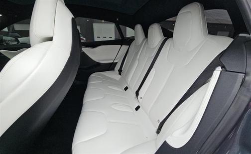 2017 Tesla Model S 100D