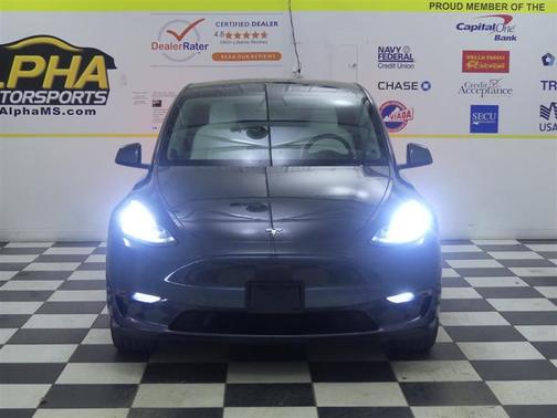 2021 Tesla Model Y Long Range Dual Motor All-Wheel Drive