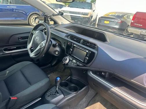 2016 Toyota Prius c Two