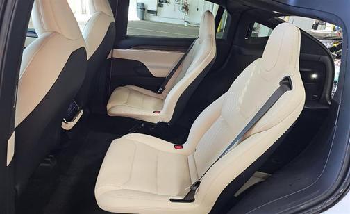 Pearl White Multi-Coat 2022 Tesla Model X Dual Motor All-Wheel Drive