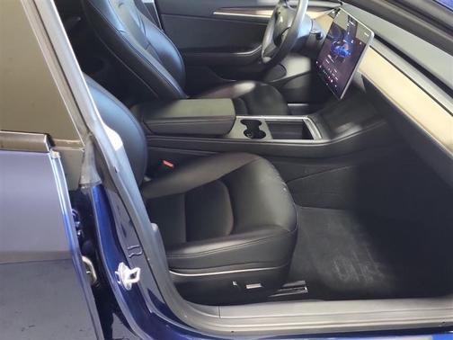 Deep Blue Metallic 2023 Tesla Model 3 Standard Range
