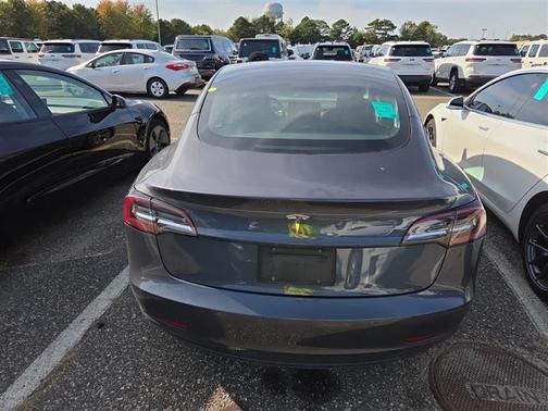 2022 Tesla Model 3 Standard Range