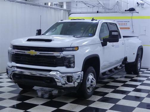 2025 Chevrolet Silverado 3500 LT