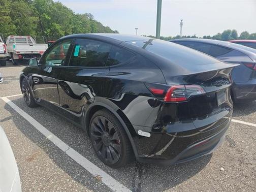 2022 Tesla Model Y Performance Dual Motor All-Wheel Drive