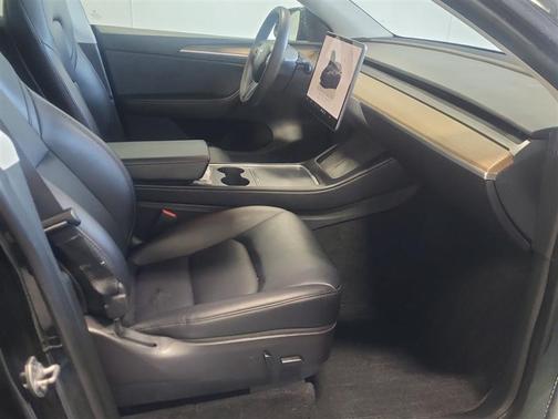 2023 Tesla Model Y Performance Dual Motor All-Wheel Drive