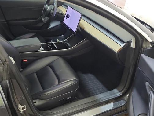 2018 Tesla Model 3 Performance