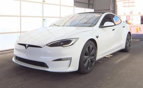 2022 Tesla Model S Plaid