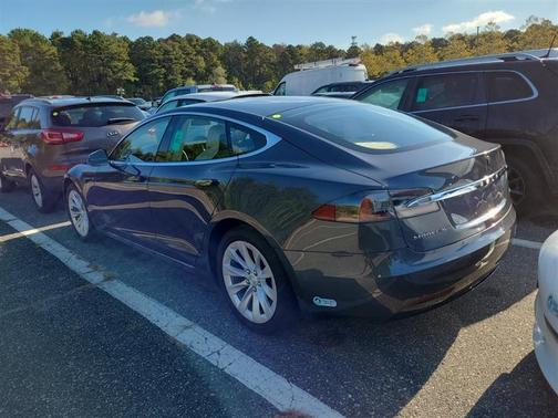 2018 Tesla Model S 75D