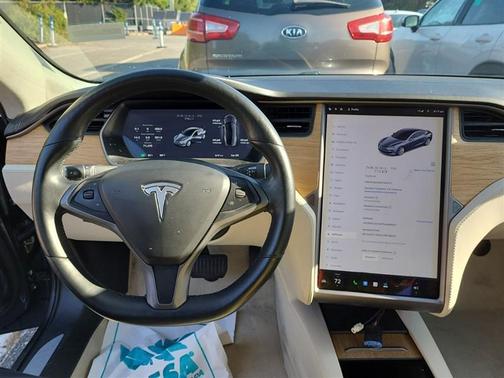 2018 Tesla Model S 75D