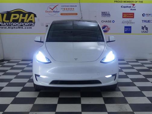 Pearl White Multi-Coat 2020 Tesla Model Y Long Range Dual Motor All-Wheel Drive