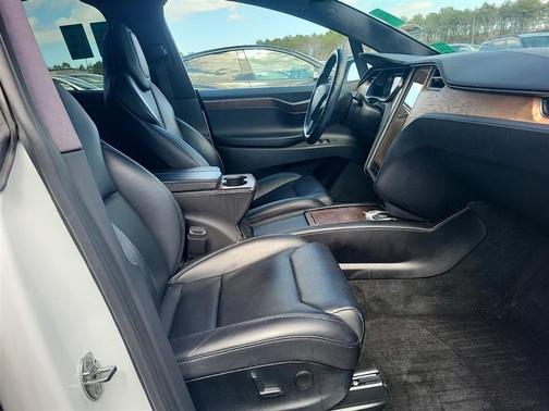 2018 Tesla Model X 75D