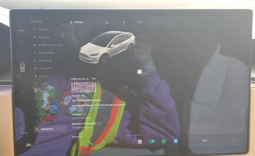 2022 Tesla Model X Plaid Tri Motor All-Wheel Drive