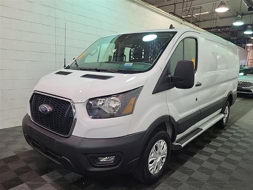 Oxford White 2025 Ford Transit-250 Base