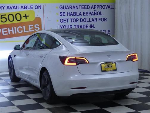 2020 Tesla Model 3 Standard Range Plus