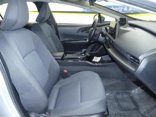 2023 Toyota Prius LE