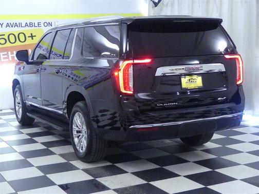 Onyx Black 2021 GMC Yukon XL SLT