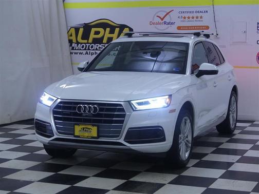 Ibis White 2018 Audi Q5 2.0T Prestige