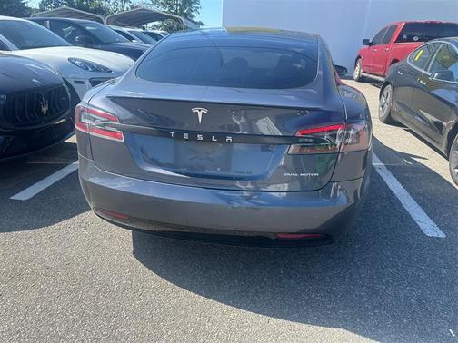 2020 Tesla Model S Long Range Plus
