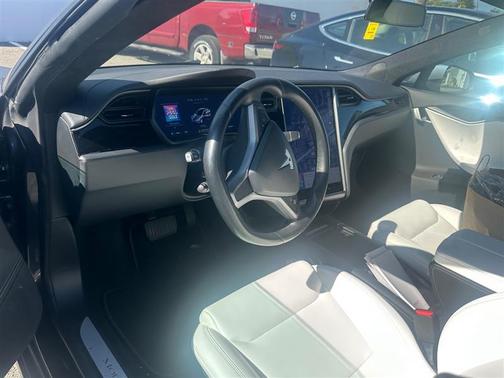 2020 Tesla Model S Long Range Plus