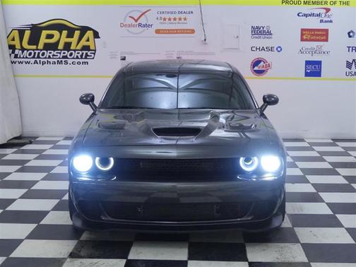 2015 Dodge Challenger SRT Hellcat