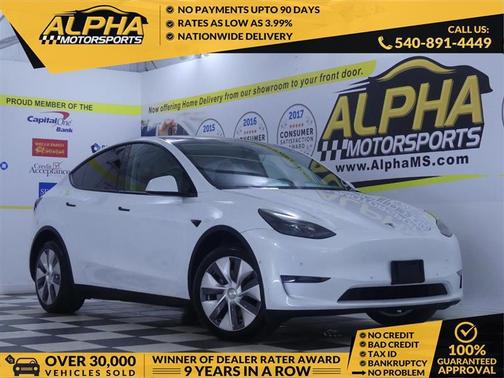 Pearl White Multi-Coat 2023 Tesla Model Y Long Range Dual Motor All-Wheel Drive