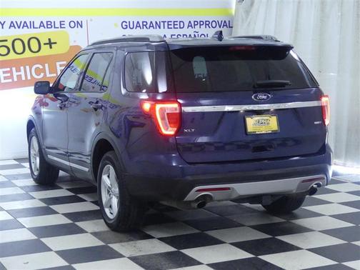 Blue Jeans Metallic 2016 Ford Explorer XLT