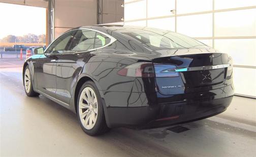 2018 Tesla Model S 75D