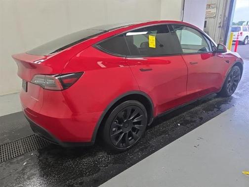 2022 Tesla Model Y Long Range Dual Motor All-Wheel Drive