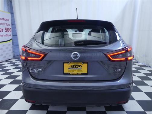 Gun Metallic 2021 Nissan Rogue Sport S