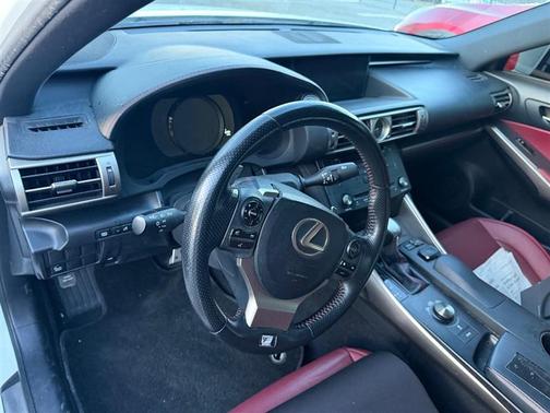 2016 Lexus IS 300 Base