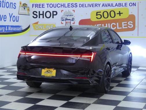 2022 Hyundai ELANTRA Limited