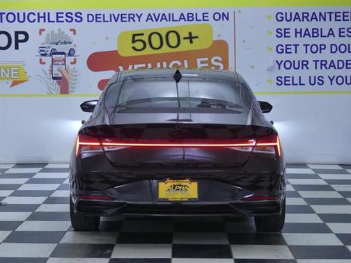 2022 Hyundai ELANTRA Limited