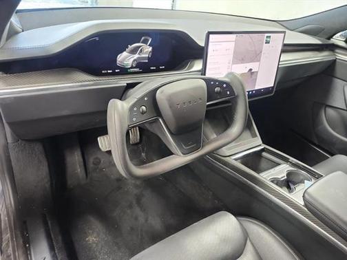 2022 Tesla Model S Plaid