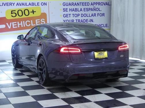 2022 Tesla Model S Plaid